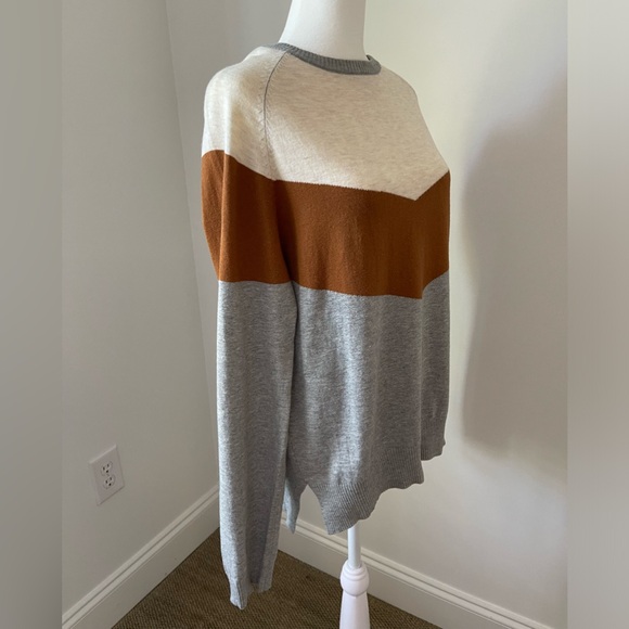ROOLEE color block lightweight sweater - Size M - Picture 5 of 16